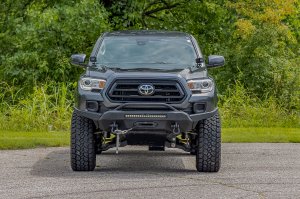 Toyota Tacoma Front Bumper - Rough Country - High Clearance with 12000-Lb Pro Series Winch and Synthetic Rope - '16-'23